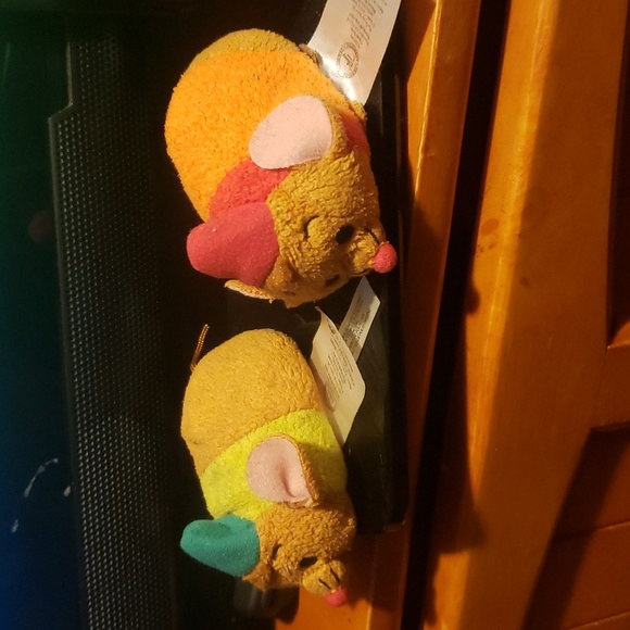 2 Cinderella plushee mice - Picture 4 of 6